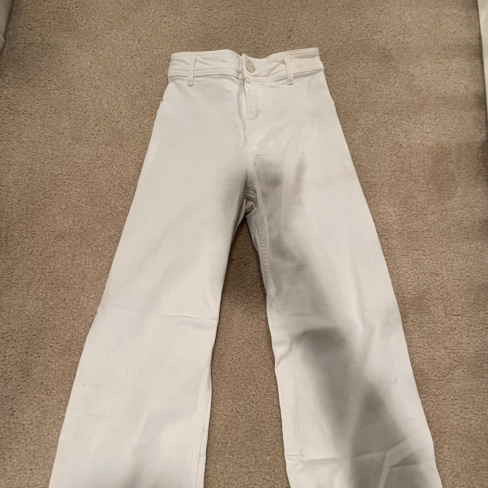 Zara high-waisted marine straight jeans. White. Size 0